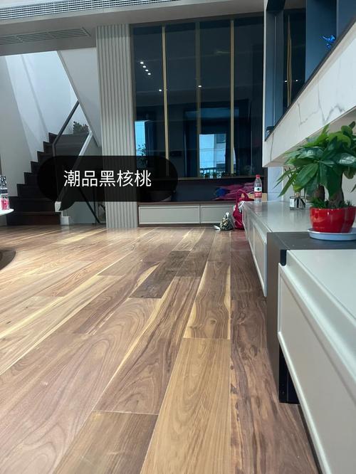 新房装修提角线用木头的好还是用磁砖的好,装修前准备什么木材最好呢。 二手房 新房装修提角线用木头的好还是用磁砖的好,装修前准备什么木材最好呢。 新房装修提角线用木头的好还是用磁砖的好,装修前准备什么木材最好呢。 二手房