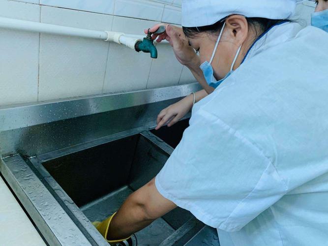 疫情期间去医院探望病人回家需要洗洗头吗,装修完搞卫生要准备什么东西。 买房须知 疫情期间去医院探望病人回家需要洗洗头吗,装修完搞卫生要准备什么东西。 疫情期间去医院探望病人回家需要洗洗头吗,装修完搞卫生要准备什么东西。 买房须知