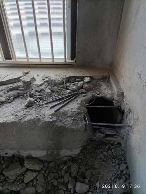 砸墙时墙角怎么处理,装修砸墙需准备什么材料呢。 买房须知 砸墙时墙角怎么处理,装修砸墙需准备什么材料呢。 砸墙时墙角怎么处理,装修砸墙需准备什么材料呢。 买房须知