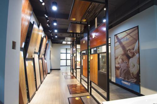 装修店面需要用到哪些材料,店面装修我们要准备什么东西。 家居设计 装修店面需要用到哪些材料,店面装修我们要准备什么东西。 装修店面需要用到哪些材料,店面装修我们要准备什么东西。 家居设计
