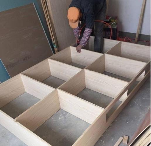 建筑木工基础教学,装修木工要准备什么东西呢。 家居设计 建筑木工基础教学,装修木工要准备什么东西呢。 建筑木工基础教学,装修木工要准备什么东西呢。 家居设计