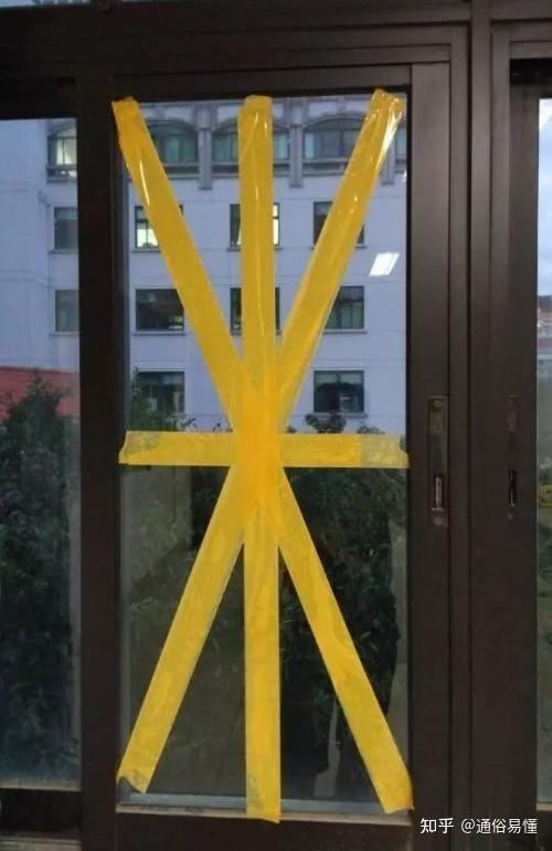 为什么要贴米字胶带,装修需要准备胶布吗为什么呢。 家居设计 为什么要贴米字胶带,装修需要准备胶布吗为什么呢。 为什么要贴米字胶带,装修需要准备胶布吗为什么呢。 家居设计