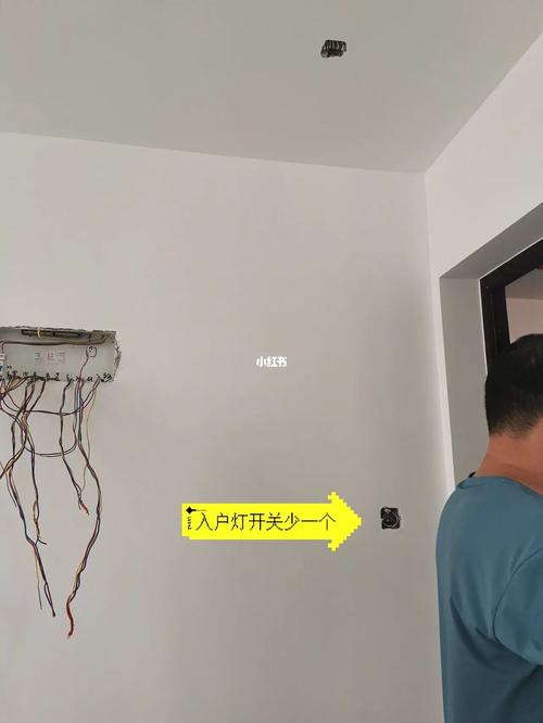 已经装修完半年,温度一高就有很大的味道是怎么回事?应该怎么办,夏天装修给工人准备什么物品。 二手房 已经装修完半年,温度一高就有很大的味道是怎么回事?应该怎么办,夏天装修给工人准备什么物品。 已经装修完半年,温度一高就有很大的味道是怎么回事?应该怎么办,夏天装修给工人准备什么物品。 二手房