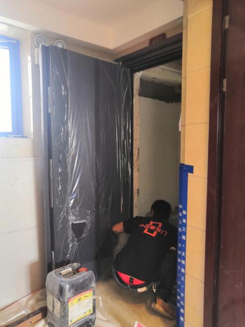 装修后期如何更换入户门,装修换门要准备什么东西。 二手房 装修后期如何更换入户门,装修换门要准备什么东西。 装修后期如何更换入户门,装修换门要准备什么东西。 二手房