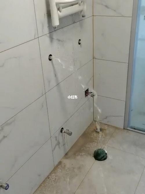 精装修卫生间砸墙注意事项,精装修砸墙前要准备什么东西。 装修知识 精装修卫生间砸墙注意事项,精装修砸墙前要准备什么东西。 精装修卫生间砸墙注意事项,精装修砸墙前要准备什么东西。 装修知识