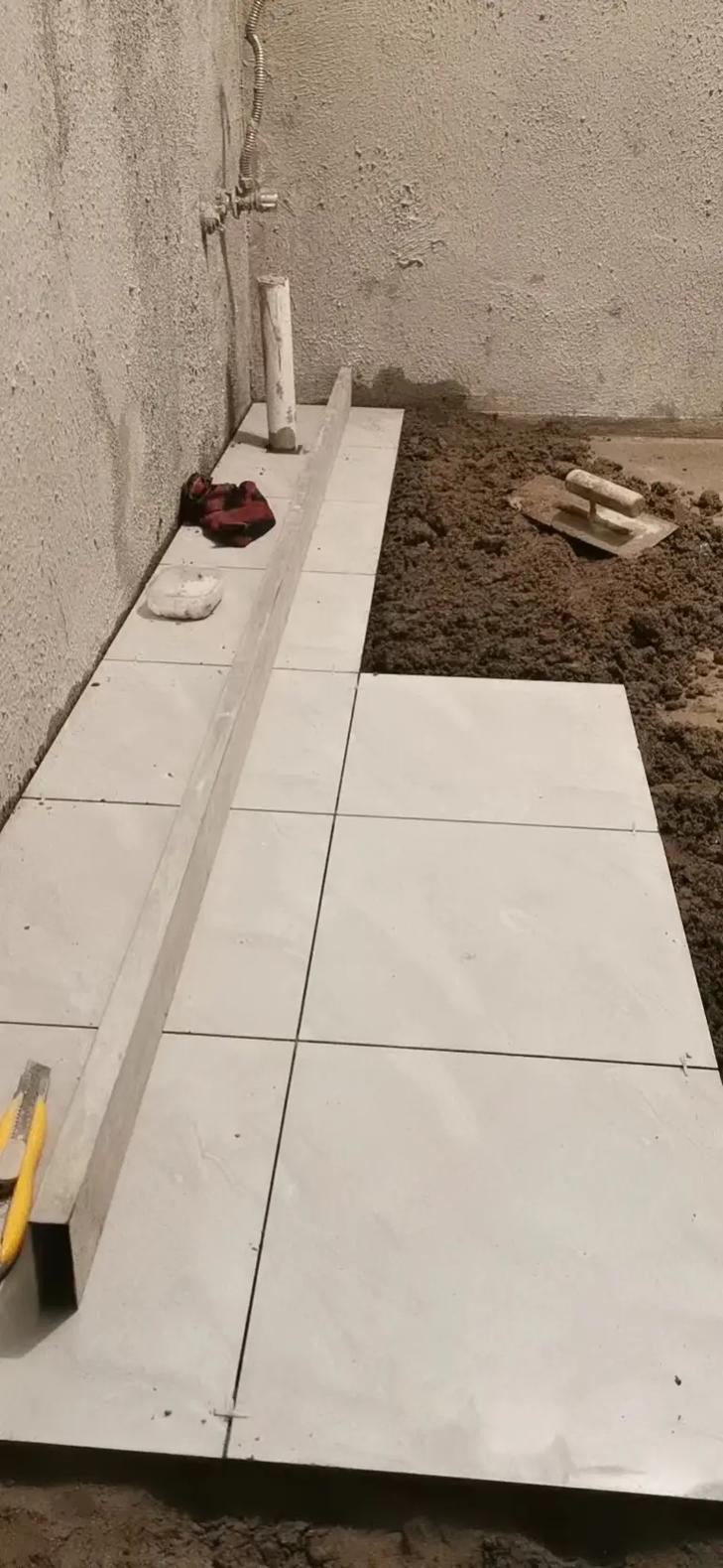 光面水泥地怎么贴瓷砖,装修水泥砖什么时候准备好。 二手房 光面水泥地怎么贴瓷砖,装修水泥砖什么时候准备好。 光面水泥地怎么贴瓷砖,装修水泥砖什么时候准备好。 二手房