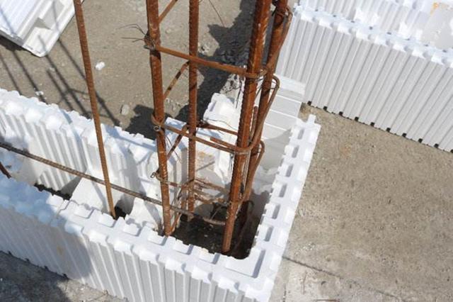 泡沫建房装修好装修吗?有影响吗,建房要准备什么装修材料。 家居装饰 泡沫建房装修好装修吗?有影响吗,建房要准备什么装修材料。 泡沫建房装修好装修吗?有影响吗,建房要准备什么装修材料。 家居装饰