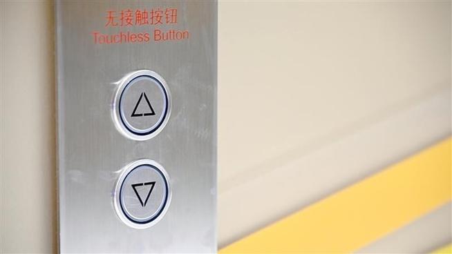 上海公共电梯按钮装修升级,人性化设计提升居民出行体验 二手房 上海公共电梯按钮装修升级,人性化设计提升居民出行体验 上海公共电梯按钮装修升级,人性化设计提升居民出行体验 二手房