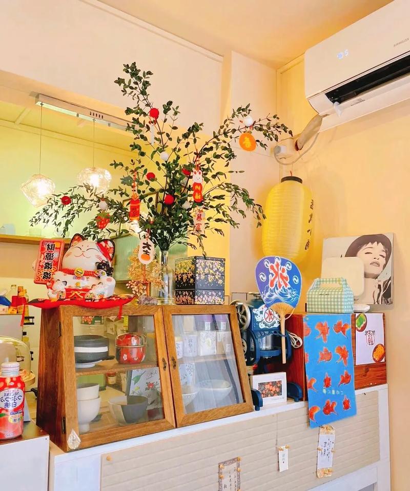 匠心独运,一室芳华_7平米日式化妆品店装修指南 家居设计 匠心独运,一室芳华_7平米日式化妆品店装修指南 匠心独运,一室芳华_7平米日式化妆品店装修指南 家居设计
